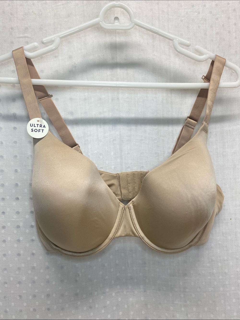 B.Temptd Ultra Soft Nude Underwire Support Bra Size 38DD